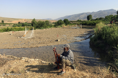 فوتشال در روستای درب قلعه