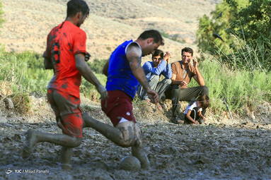 فوتشال در روستای درب قلعه