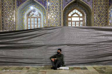 مراسم وداع با پیکر شهید دفاع مقدس «نسیم افغانی» در رواق امام خمینی(ره) حرم مطهر رضوی