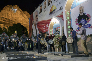 به وقت شهادت سردار دل‌ها در شب میلاد امام رضا (ع)
