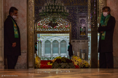 حرم مطهر امام رضا (ع) در شب میلاد
