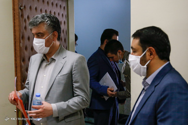 پنجمین جلسه دادگاه رسیدگی به اتهامات جدید عباس ایروانی و ۵ متهم دیگر در شعبه چهارم دادگاه ویژه رسیدگی به جرایم اخلال گران و مفسدان اقتصادی به ریاست قاضی صلواتی