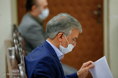 پنجمین جلسه دادگاه رسیدگی به اتهامات جدید عباس ایروانی و ۵ متهم دیگر در شعبه چهارم دادگاه ویژه رسیدگی به جرایم اخلال گران و مفسدان اقتصادی به ریاست قاضی صلواتی