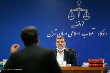 پنجمین جلسه دادگاه رسیدگی به اتهامات جدید عباس ایروانی و ۵ متهم دیگر در شعبه چهارم دادگاه ویژه رسیدگی به جرایم اخلال گران و مفسدان اقتصادی به ریاست قاضی صلواتی