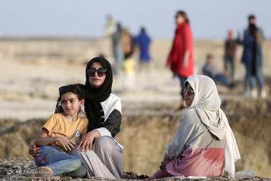 مسافران جزیره کیش