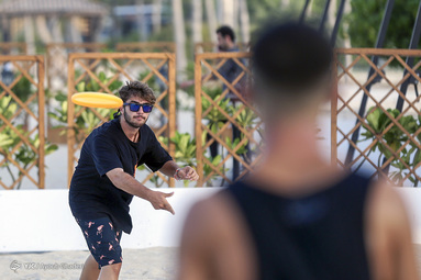 مسافران جزیره کیش
