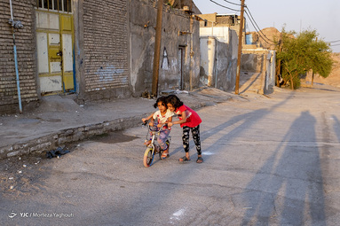 زندگی در «حصیر آباد»