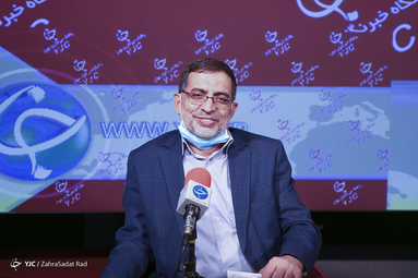 بازدید سردار نائینی رئیس مرکز اسناد و تحقیقات دفاع مقدس سپاه از باشگاه خبرنگاران جوان