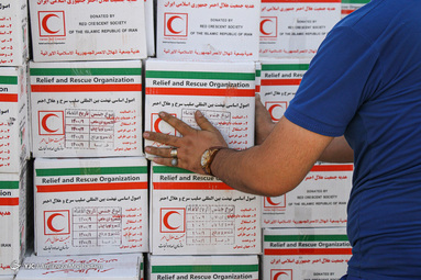 بارگیری کمک‌های بشردوستانه هلال احمر به ظرفیت ۹۵ تن مواد غذایی و دارویی به همراه یک بیمارستان صحرایی برای کمک به آسیب دیدگان حادثه انفجار بیروت
