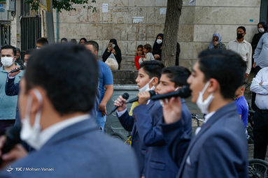 کارناوال شادی و بازسازی صحنه غدیر در تهران