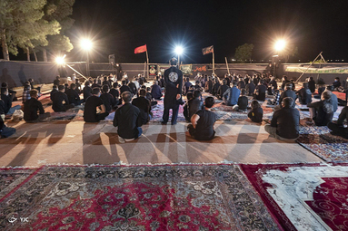 در ماه محرم اتباع افغانستانی مقیم شهرستان سرخه به عزاداری برای سیدالشهدا(ع) می‌پردازند