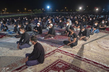 در ماه محرم اتباع افغانستانی مقیم شهرستان سرخه به عزاداری برای سیدالشهدا(ع) می‌پردازند