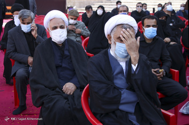 مراسم تشییع پیکر روح الله حسینیان، رییس مرکز اسناد انقلاب اسلامی و نماینده سابق مجلس در امام زاده صالح(ع) تجریش