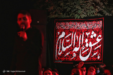 شب هفتم محرم شب منسوب به حضرت علی اصغر (ع) معروف به باب الحوائج است - امام زاده صالح تجریش