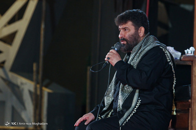 شب هفتم محرم شب منسوب به حضرت علی اصغر (ع) معروف به باب الحوائج است -  میدان امام حسین (ع)