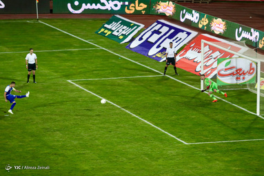 شهرآورد ۹۳ / پرسپولیس ۲ (۱) - استقلال ۲ (۴)