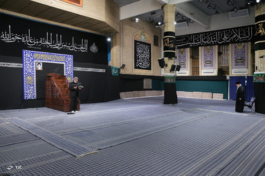 مراسم عزاداری شب هشتم محرم در حسینیه امام خمینی (ره)