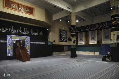 مراسم عزاداری شب تاسوعا در حسینیه امام خمینی (ره)