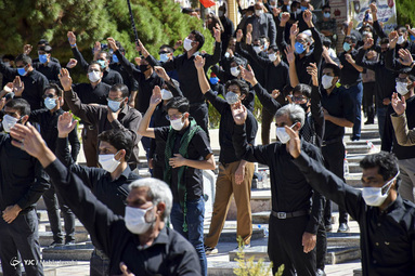 مراسم عزاداری ظهر عاشورای حسینی -  گلزار شهدای کرمان