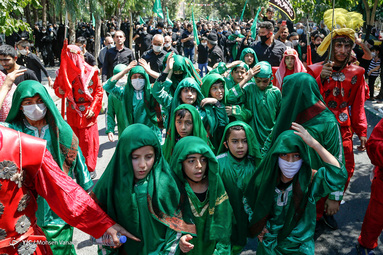 مراسم عزاداری و سوگواری ظهر عاشورای اباعبدالله الحسین (ع) و خیمه سوزی - محله دولت آباد تهران