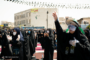 مراسم عزاداری ظهر عاشورای حسینی - میدان امام حسین (ع)