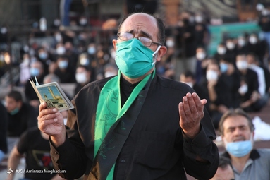 مراسم عزاداری و خیمه سوزان  عصر عاشورای اباعبدالله الحسین (ع) یکشنبه ۹ شهریور ۱۳۹۹، در میدان امام حسین (ع) برگزار شد.