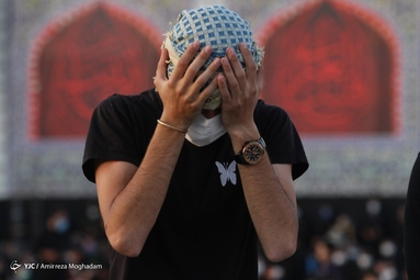مراسم عزاداری و خیمه سوزان  عصر عاشورای اباعبدالله الحسین (ع) یکشنبه ۹ شهریور ۱۳۹۹، در میدان امام حسین (ع) برگزار شد.