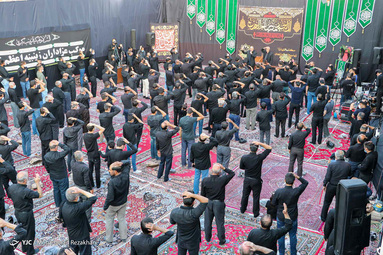 اجتماع عزاداران زینبیه اعظم زنجان‎ در بزرگداشت مقام والای حضرت زینب (س)