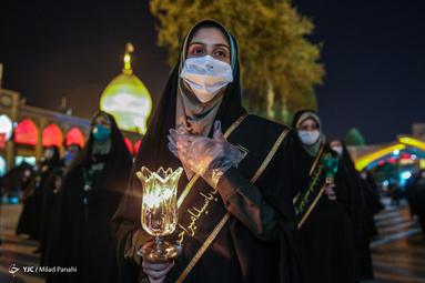 عزاداری خادمان حرم شاهچراغ (ع) در شب شام غریبان سیدالشهدا (ع)