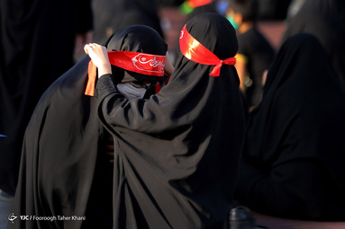 اجتماع دختران عاشورایی در میدان امام حسین (ع) به مناسبت سومین روز شهادت سید الشهدا(ع)