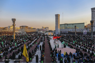 اجتماع دختران عاشورایی در میدان امام حسین (ع) به مناسبت سومین روز شهادت سید الشهدا(ع)