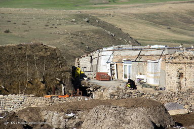 روستای حسنعلی کندی، از توابع شهرستان اردبیل یکی از روستاهایی است که سال هاست مردم آن با مشکل جدی آب شرب دست و پنجه نرم می کنند