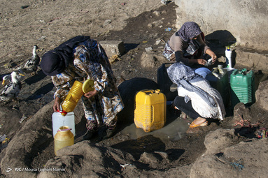 روستای حسنعلی کندی، از توابع شهرستان اردبیل یکی از روستاهایی است که سال هاست مردم آن با مشکل جدی آب شرب دست و پنجه نرم می کنند