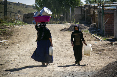 روستای حسنعلی کندی، از توابع شهرستان اردبیل یکی از روستاهایی است که سال هاست مردم آن با مشکل جدی آب شرب دست و پنجه نرم می کنند