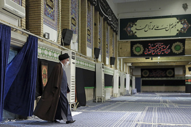 مراسم عزاداری اربعین حسینی با حضور رهبر انقلاب