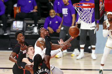 لیکرز قهرمان NBA شد