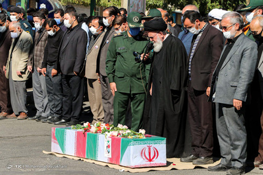 مراسم تشییع و تدفین پیکر شهید مسعود منتجبی از رزمندگان هشت سال دفاع مقدس بود که در ۱۸ سالگی و در ۱۷ اردیبهشت سال ۱۳۶۱ در منطقه شلمچه و در عملیات بیت‌المقدس به درجه رفیع شهادت نائل شد - زنجان