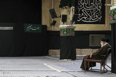 مراسم عزاداری روز شهادت امام رضا (ع) با حضور رهبر انقلاب