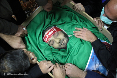 مراسم وداع با پیکر پاک و مطهر شهید امر به معروف و نهی از منکر، محمد محمدی در معراج شهداء تهران با حضورخانواده معظم شهید برگزار شد.