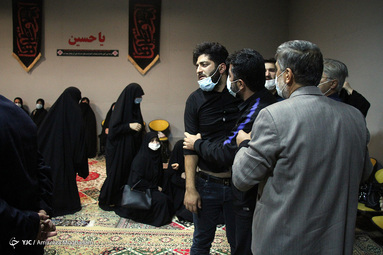 مراسم وداع با پیکر پاک و مطهر شهید امر به معروف و نهی از منکر، محمد محمدی در معراج شهداء تهران با حضورخانواده معظم شهید برگزار شد.