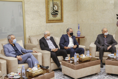 دیدار فرمانده کل ارتش با پیشکسوتان دفاع مقدس