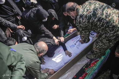 پیکر مطهر شهید «حسین راستگو» از شهدای دفاع مقدس پس از ۳۴ سال در ساری آرام گرفت.
