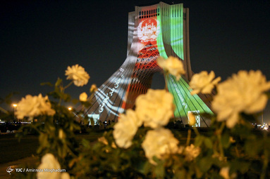 اجرای برنامه نورپردازی سه بعدی در برج آزادی