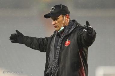 لیگ برتر فوتبال/ پرسپولیس یک – صنعت نفت آبادان صفر