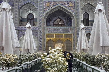 بارش برف پاییزی - حرم رضوی