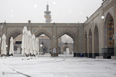 بارش برف پاییزی - حرم رضوی