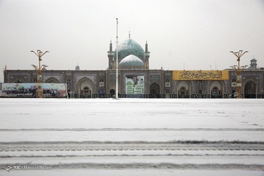 بارش برف پاییزی - حرم رضوی