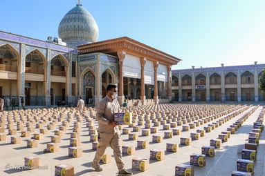 کمک مومنانه - شیراز
