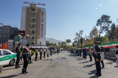 مراسم تشییع شهید مدافع سلامت شهید شهریار علیزاده بهمنی، نیروی شریف شاغل در بیمارستان حاج محمد اسماعیل امتیاز و فوریت‌های شهید رجایی- شیراز