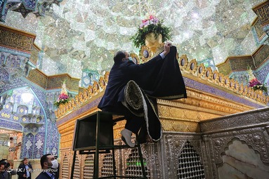 سیاهپوشان حرم حضرت معصومه (س)